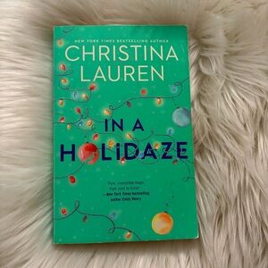📚 3 for $15 📚 In a Holidaze paperback by Christina Lauren